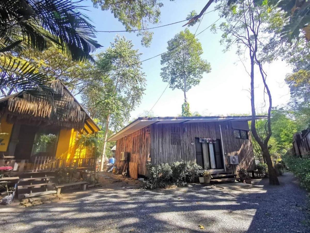 Brookhouse At Khaoyai Villa Ban Khanong Phra Klang Exterior foto